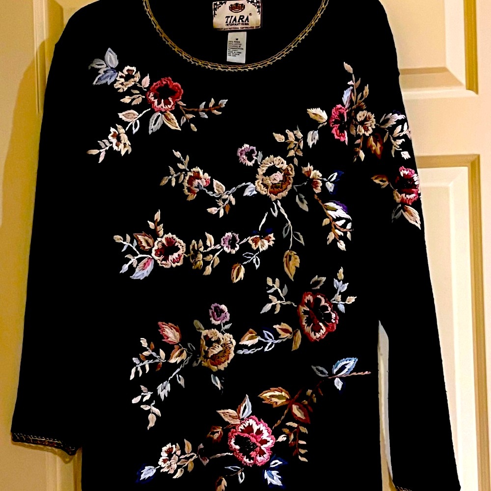 Dark blue embroidered pull over sweater